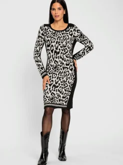 Robe en tricot joli jacquard à l'aspect animal