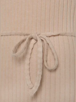Robe en tricot robe longue côtelée avec encolure en v