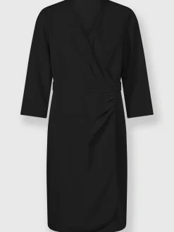Robe extensible superbe aspect cache-cœur