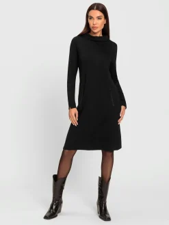 Robe fourreau grand col roulé