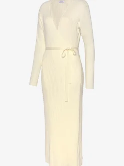 Robe longue cache-cœur en tricot