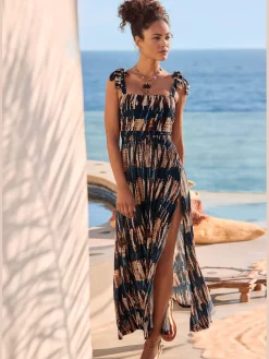 Robe longue encolure droite