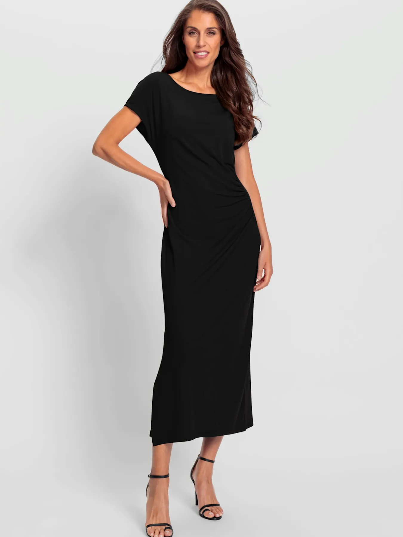 Robe longue jolies fronces