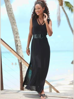 Robe longue larges bretelles et rubans décoratifs dans le cou