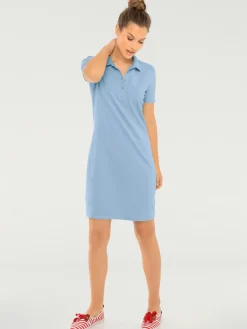 Robe longueur au-dessus du genou, style polo