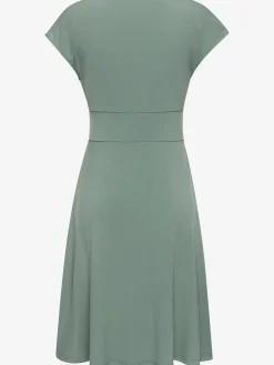 Robe mi-longue