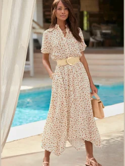 Robe mi-longue col chemisier tendance
