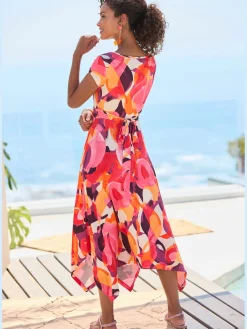 Robe mi-longue col chevauchant