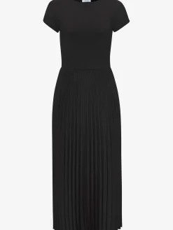 Robe mi-longue encolure ronde