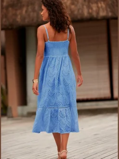 Robe mi-longue haut à la coupe ajustée