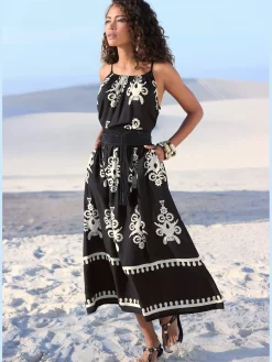 Robe mi-longue élastique devant sur l'encolure