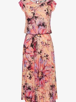 Robe mi-longue ravissantes manches chauve-souris