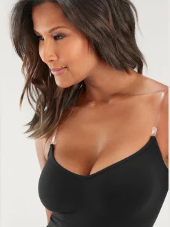 Robe modelante avec bretelles transparentes