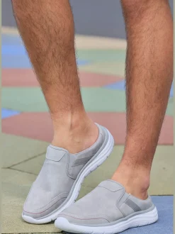 Sabots sneakers à enfiler tendance et confortables, semelle légère pour un confort optimal