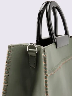 Sac coutures décoratives