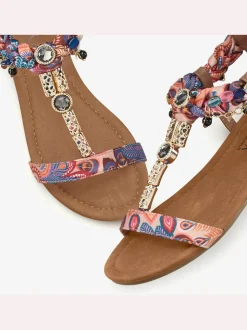 Sandales différents éléments décoratifs pour une allure, sophistiquée et raffinée