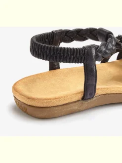 Sandales empiècement extensible et brides élastiques pour un confort optimal