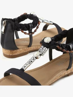 Sandales éléments décoratifs tendance et petit talon compensé confortable