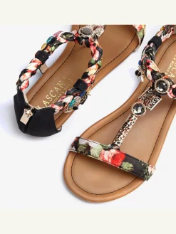 Sandales look ethnique et festival tendance