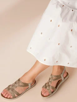 Sandales matière textile agréable à porter