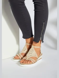 Sandales semelle intérieure très douce et confortable