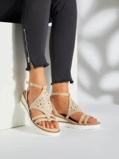 Sandales semelle intérieure très douce et confortable