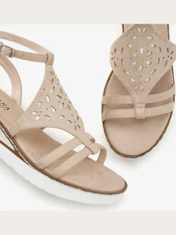 Sandales semelle intérieure très douce et confortable