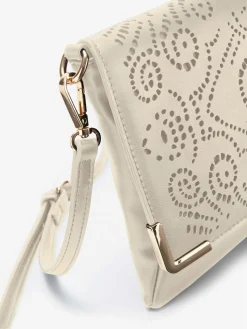 Se porte en pochette ou en sac en bandoulière