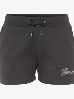 Short décontracté short confortable avec ceinture à coulisse