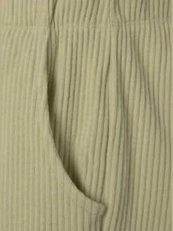Short en matière sweat empiècement en dentelle en qualité côtelée