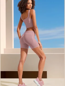 Short technique short sans coutures avec structure côtelée et effet moulant