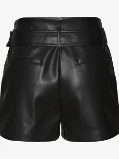 Shorts plis tendance à la taille