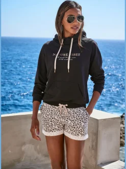 Shorts short