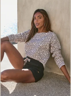 Shorts short