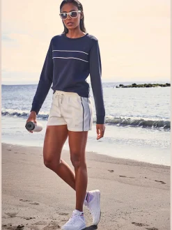 Shorts short avec passepoil contrasté