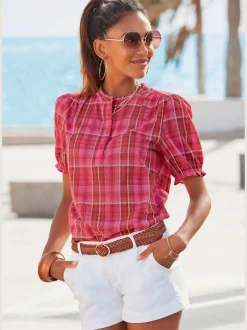 Shorts short avec pinces tendance devant