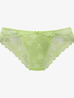 Slip féminin à la coupe élégante