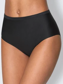 Slip gainant effet moulant