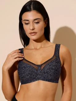 Soutien-gorge large sans armatures bon. b, c, d, e, f