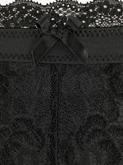 String avec large ceinture et bord en dentelle
