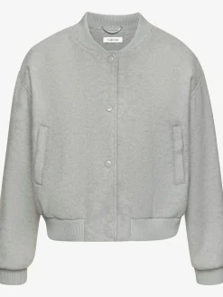 Style bomber
