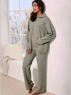Sweat à capuche en tricot doux et élastique