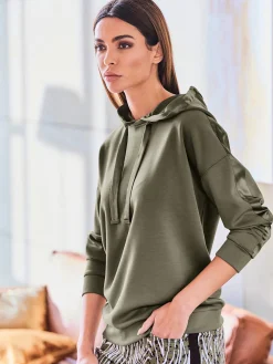 Sweatshirt garniture de satin décorative