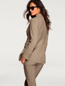 Tailleur pantalon coupe droite