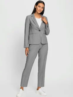 Tailleur pantalon intemporel et chic