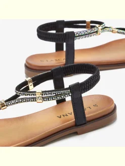 Tongs brides extensibles pour un confort optimal