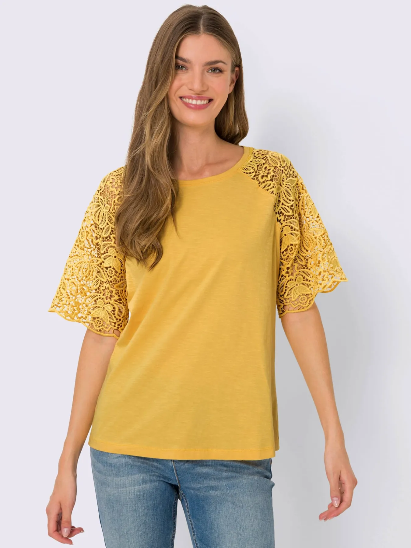 T-shirt à encolure ronde manches en dentelle