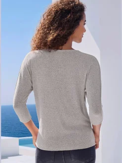 T-shirt à manches 3/4 bouton brillant à strass au niveau de l'encolure