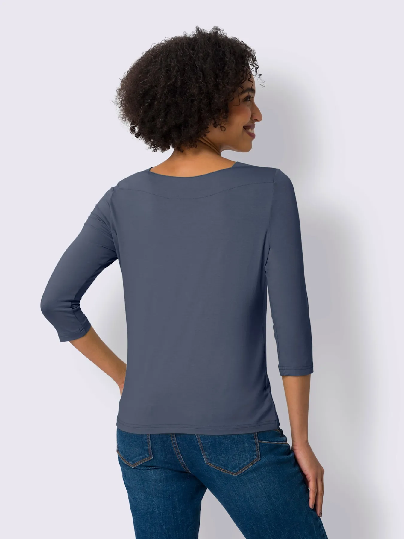 T-shirt à manches 3/4 superbe encolure