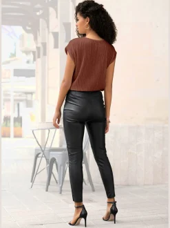 T-shirt à manches courtes encolure haute